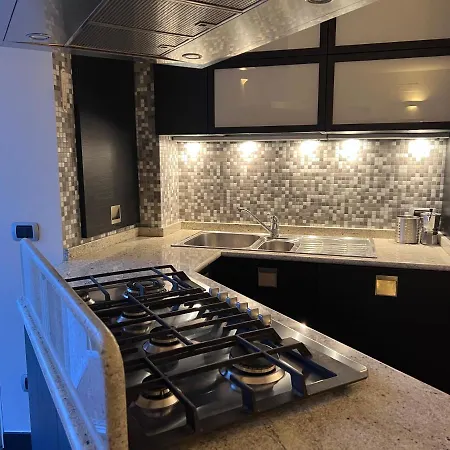 Apartament Attico Sul Di Lecco, A Due Passi Dal Centro Con Posto Auto *