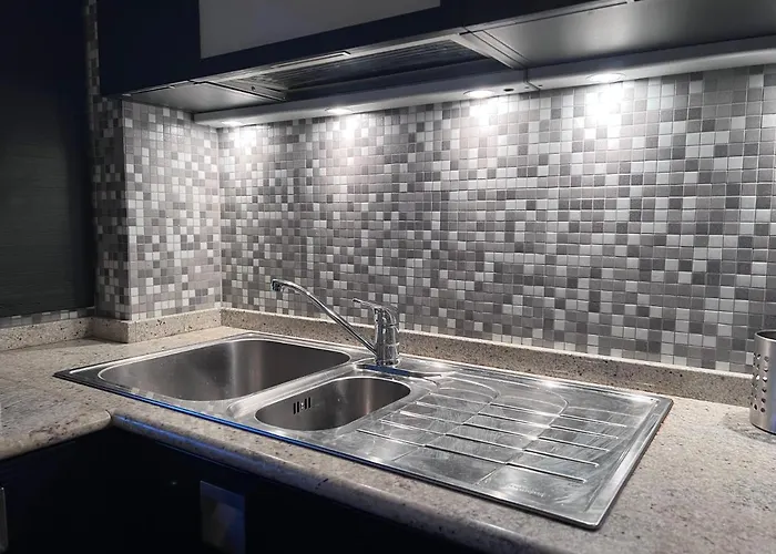 Attico Sul Di Lecco, A Due Passi Dal Centro Con Posto Auto レッコ