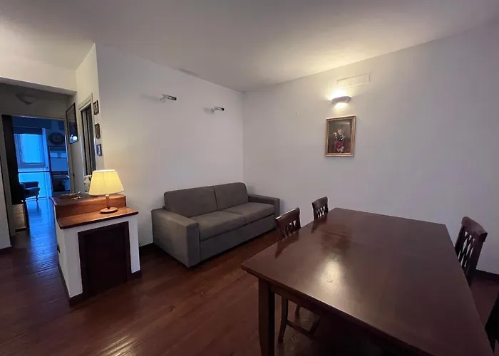 Appartement Attico Sul Di Lecco, A Due Passi Dal Centro Con Posto Auto