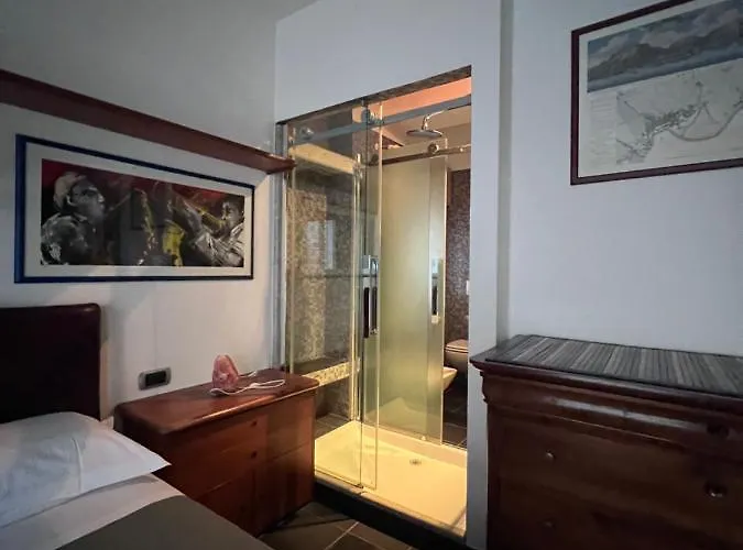 Attico Sul Di Lecco, A Due Passi Dal Centro Con Posto Auto * Лекко